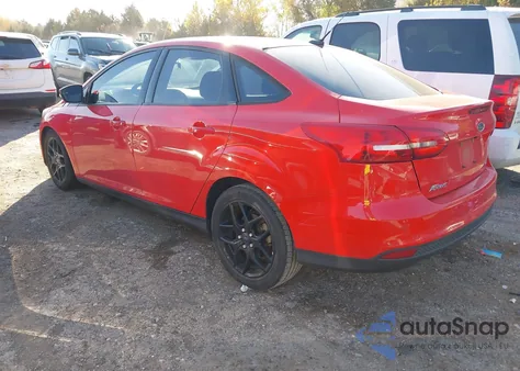 2016 Ford Focus Se z USA, uszkodzony, nr VIN 1FADP3F28GL332810